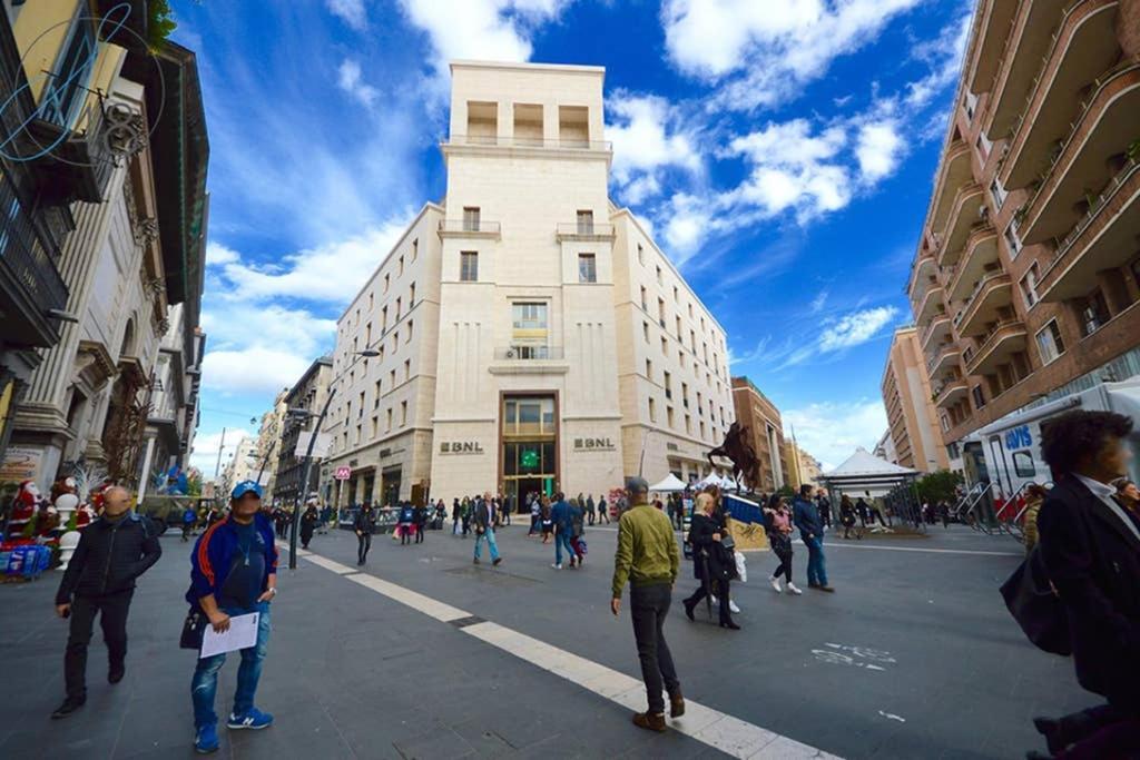 Suite Quarantotto Naples Luaran gambar
