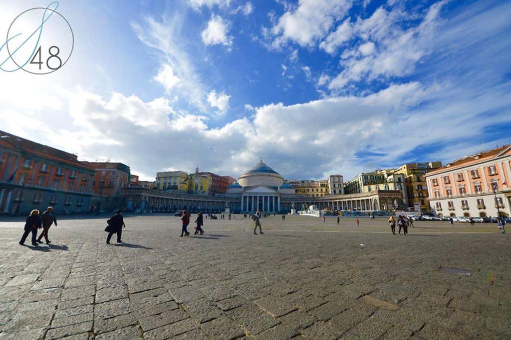 Suite Quarantotto Naples Luaran gambar
